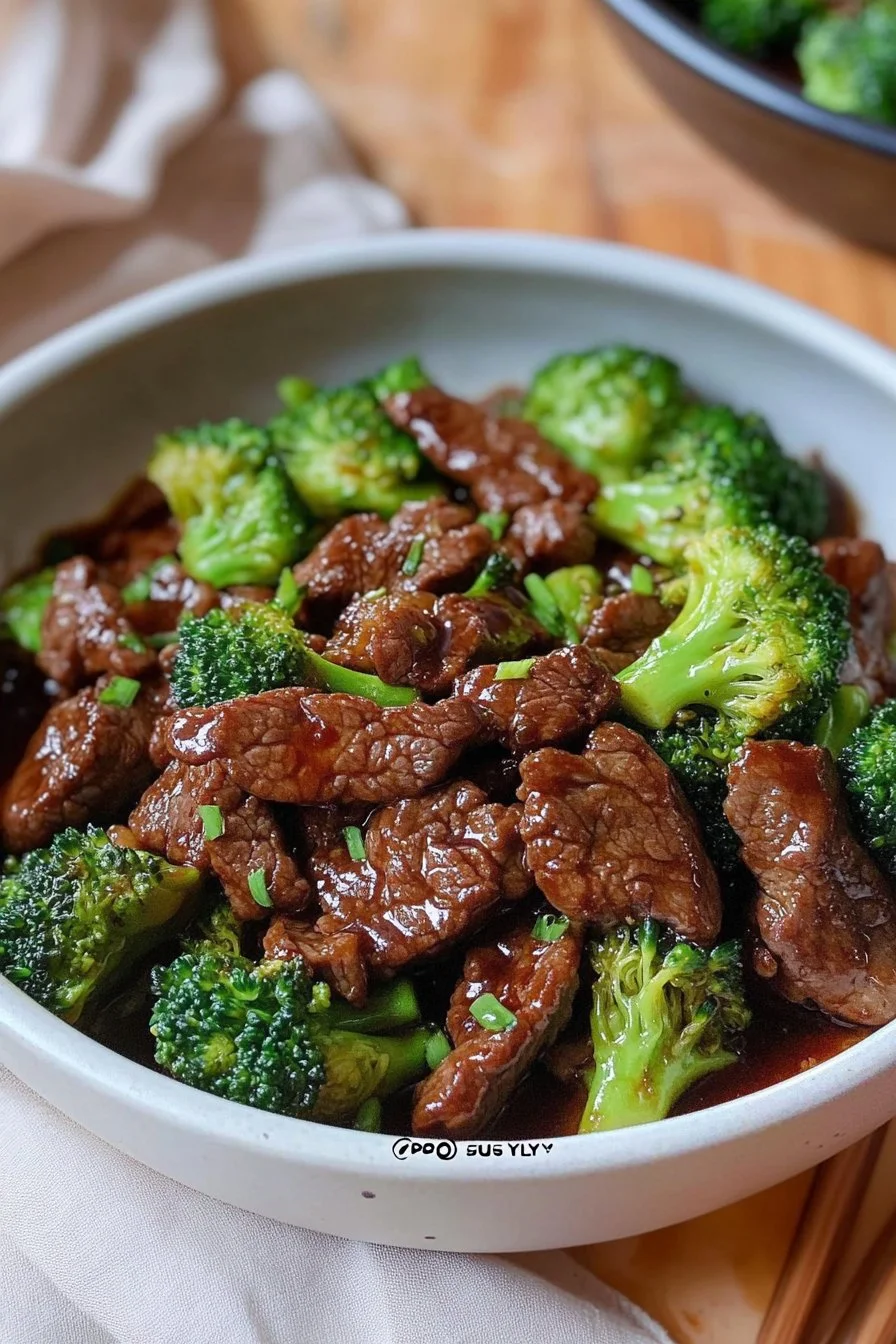 Gebratenes Rindfleisch mit Brokkoli